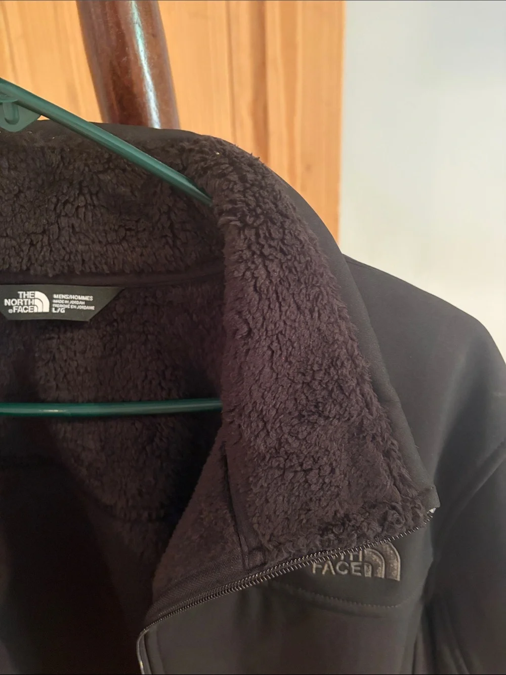 The North Face Men's Black Lightweight Sherpa-Lined Jacket